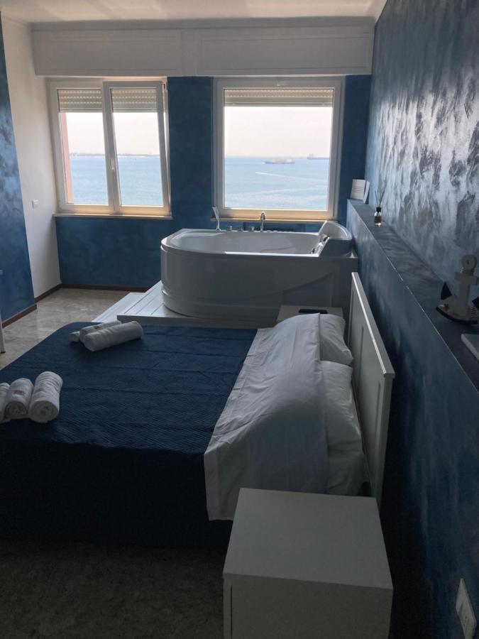 Suite Al Mare 塔兰托 外观 照片