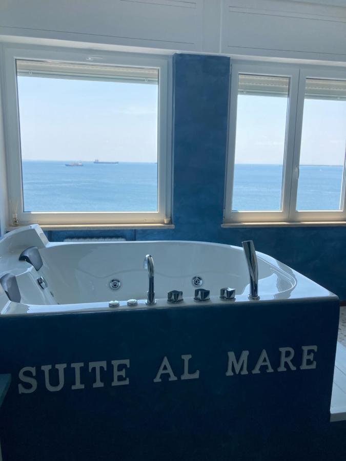 Suite Al Mare 塔兰托 外观 照片