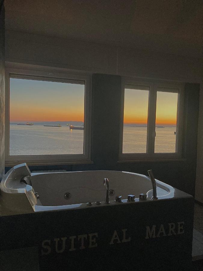 Suite Al Mare 塔兰托 外观 照片