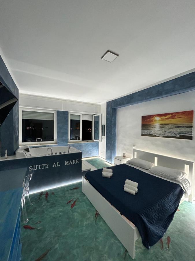 Suite Al Mare 塔兰托 外观 照片